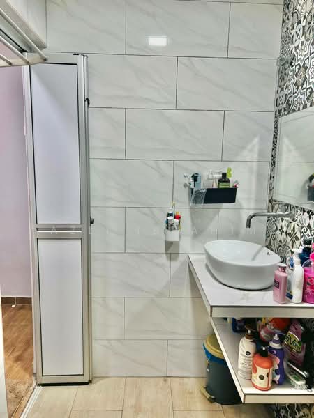 Sri Ledang untuk Untuk Dijual - RM 430,000, Feb 2026 - Bathroom - PropertyGuru.com.my