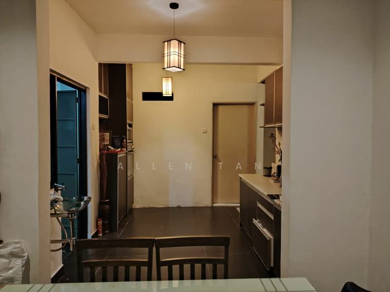 2-storey Terraced House for Sale in TAMAN PUCHONG UTAMA (Puchong) - Allen Tan - Kitchen - PropertyGuru.com.my