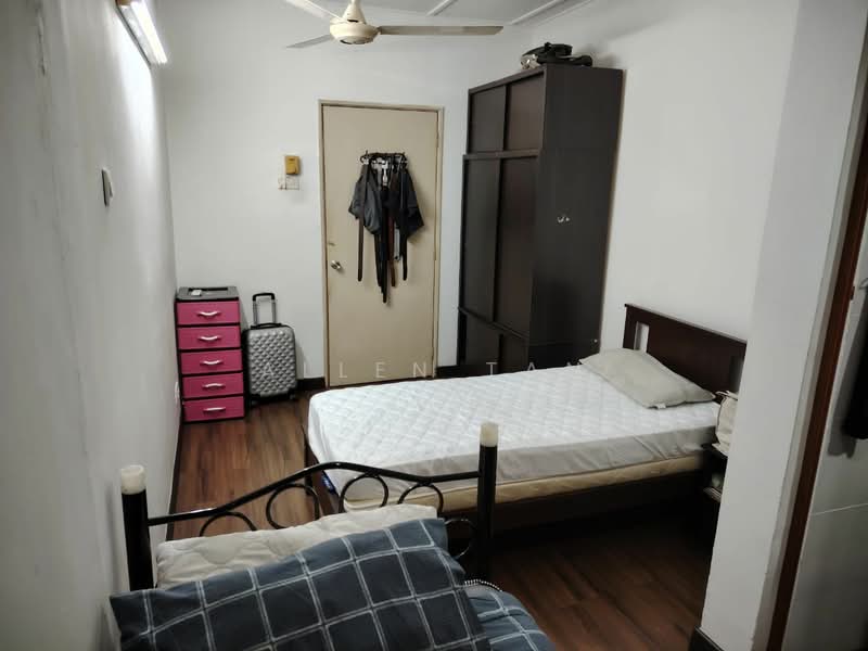 2-storey Terraced House for Sale in TAMAN PUCHONG UTAMA (Puchong) - Allen Tan - Bedroom - PropertyGuru.com.my