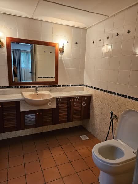 Condominium for Sale at Mont Kiara Sophia - Law Wei Ching - Bathroom - PropertyGuru.com.my