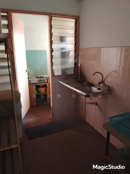 Apartment for Sale at Pangsapuri Seri Permai - Eason Hong - Kitchen - PropertyGuru.com.my