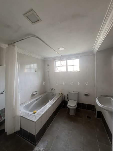 Condominium for Sale at Sri Bayu - Jack Chong - Bathroom - PropertyGuru.com.my