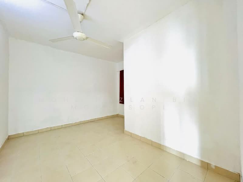 Apartment for Sale at Taman Medan Jaya Apartment - Mohd Hazlan bin Mohd Sopi - Interior - PropertyGuru.com.my