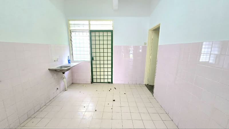 2-storey Terraced House for Sale in Taman Bukit Permai (Kajang) - Adibah Salim - Kitchen - PropertyGuru.com.my
