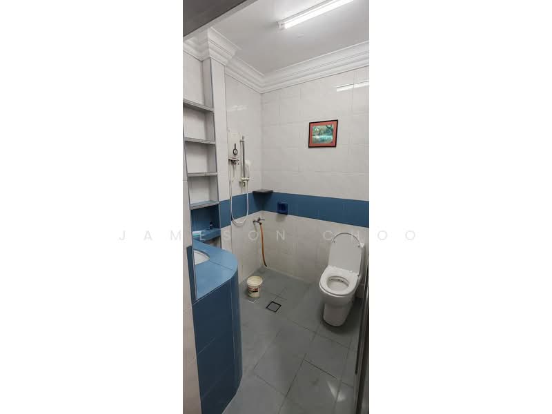Taman Molek untuk Untuk Disewa - RM 2,500 /bulan, Feb 2026 - Bathroom - PropertyGuru.com.my