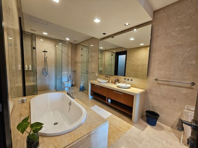 Service Residence for Sale at Straits Quay (The Suites at Waterside) - Pei Hoon - Bathroom - PropertyGuru.com.my