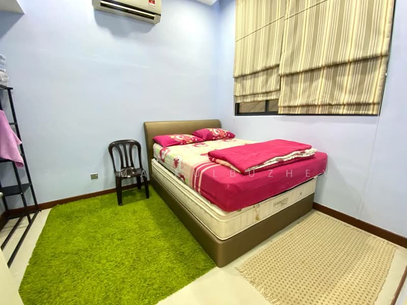 Semi-Detached House for Sale in Seri Kembangan (Selangor) - Zarema Kulbuzheva - Bedroom - PropertyGuru.com.my