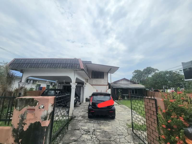 Kampung Melayu Ampang untuk Untuk Dijual - RM 700,000, Mac 2026 - Exterior - PropertyGuru.com.my