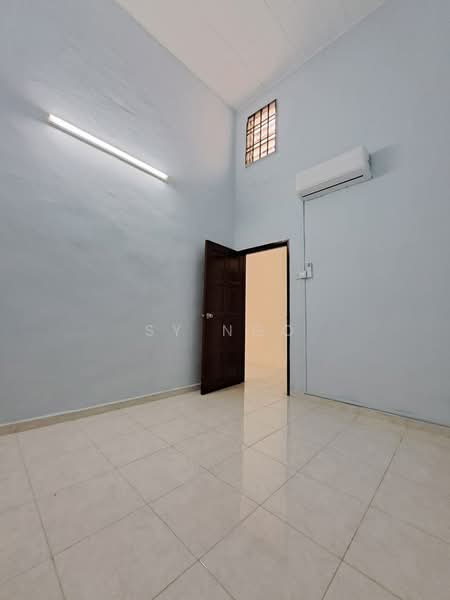 Taman Nusa Bestari 2 untuk Untuk Disewa - RM 1,800 /bulan, Feb 2026 - Interior - PropertyGuru.com.my