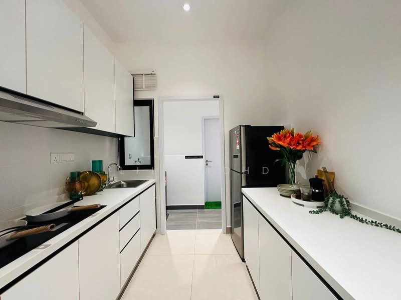 Service Residence for Sale at Permas Heights - Lily Mohd - Kitchen - PropertyGuru.com.my
