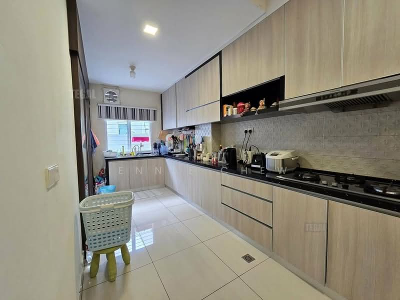 Semi-Detached House for Sale in Setia Alam (Selangor) - Jennie Chew - Kitchen - PropertyGuru.com.my