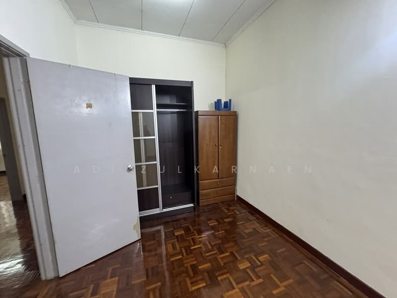 2-storey Terraced House for Rent in Usj 20 (Subang Jaya) - Adi Zulkarnaen - Bedroom - PropertyGuru.com.my