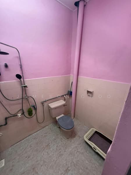 Taman Bukit Kempas untuk Untuk Dijual - RM 650,000, Feb 2026 - PropertyGuru.com.my