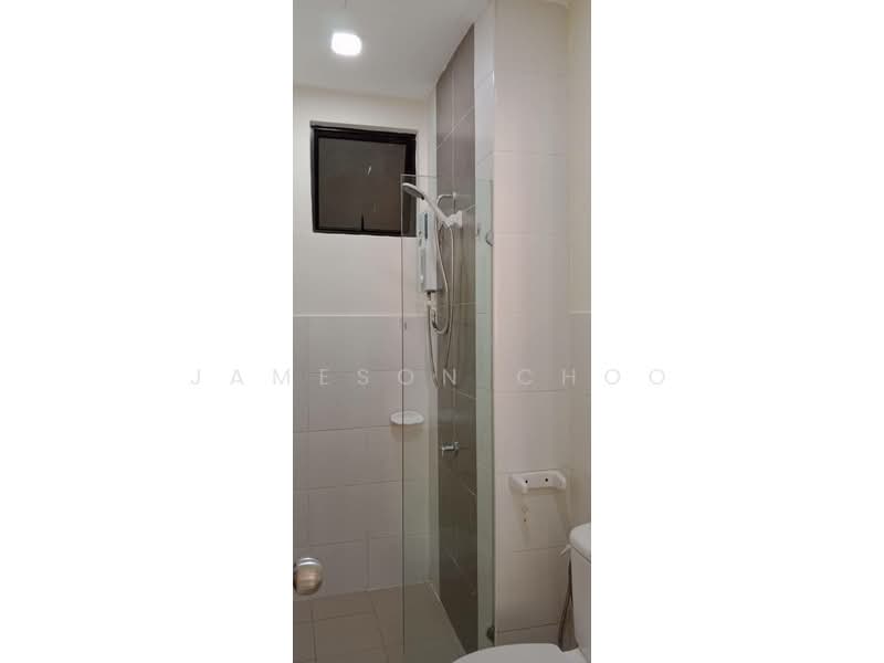 Service Residence for Sale at Jentayu Residensi @ Tampoi - Jameson Choo - Bathroom - PropertyGuru.com.my