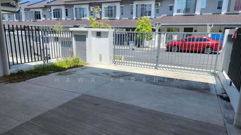 2-storey Terraced House for Sale in Iringan Bayu (Seremban) - Hawa Ibrahim - Exterior - PropertyGuru.com.my