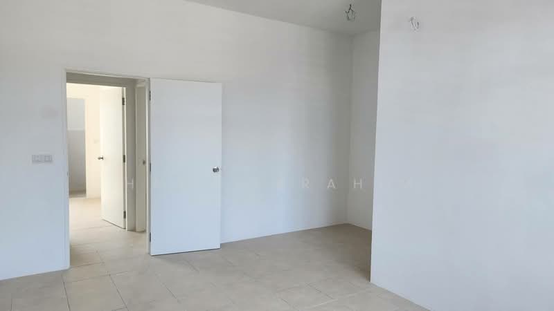 2-storey Terraced House for Sale in Iringan Bayu (Seremban) - Hawa Ibrahim - PropertyGuru.com.my