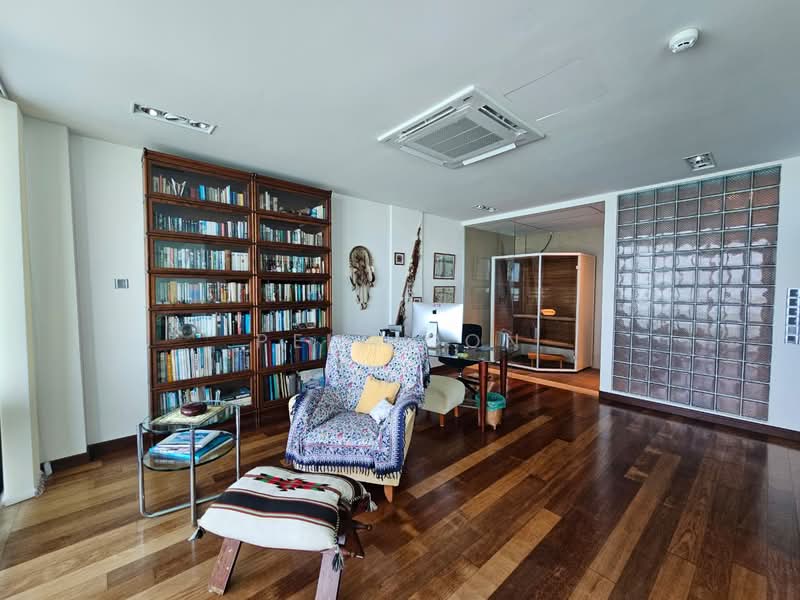 Condominium for Sale at Sri Golden Bay Condominium - Pei Hoon - Study - PropertyGuru.com.my