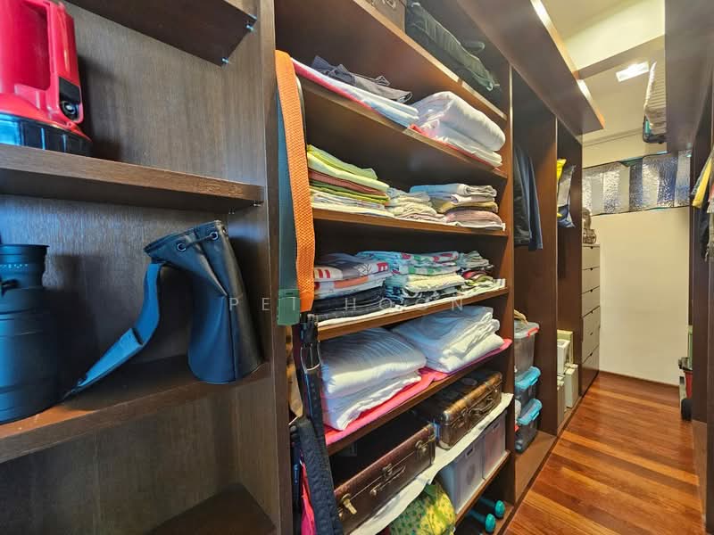 Condominium for Sale at Sri Golden Bay Condominium - Pei Hoon - Interior - PropertyGuru.com.my