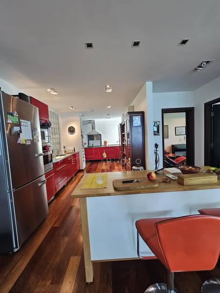 Condominium for Sale at Sri Golden Bay Condominium - Pei Hoon - Kitchen - PropertyGuru.com.my