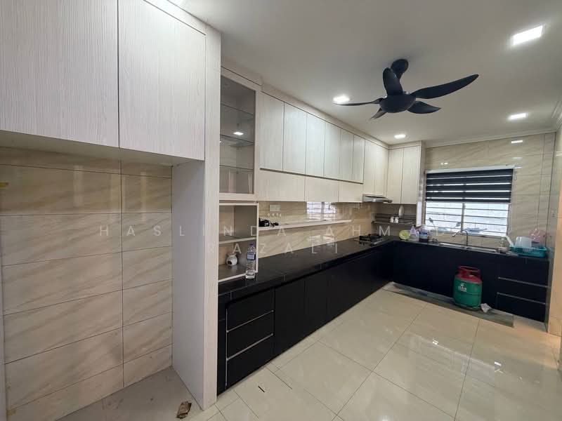 2-storey Terraced House for Sale in Mantin (Negeri Sembilan) - Haslinda Ahmad Razali - Kitchen - PropertyGuru.com.my