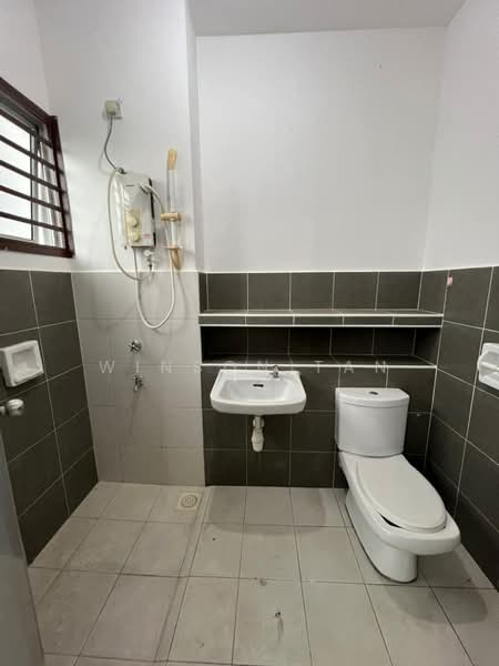 2-storey Terraced House for Sale in Gelang Patah (Johor) - Winson Tan - Bathroom - PropertyGuru.com.my