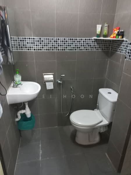 Shop / Office for Sale in Pulau Tikus (Penang) - Pei Hoon - Bathroom - PropertyGuru.com.my