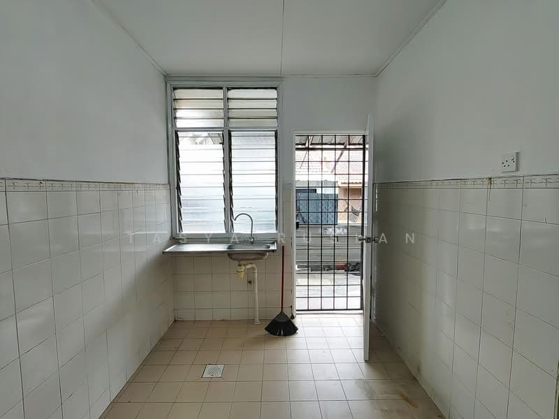 1-storey Terraced House for Sale in Puncak Alam (Selangor) - Tasya Ruslan - PropertyGuru.com.my