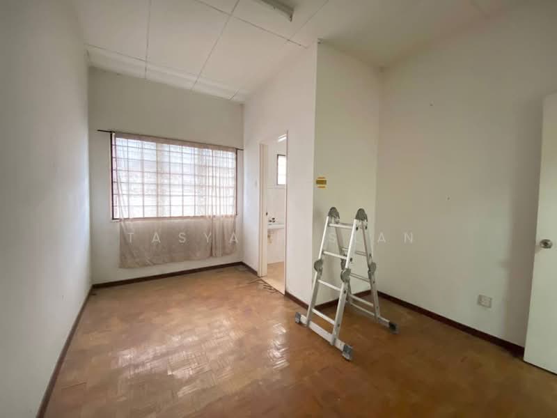 Taman Pinggiran Senawang untuk Untuk Dijual - RM 330,000, Mac 2026 - Interior - PropertyGuru.com.my