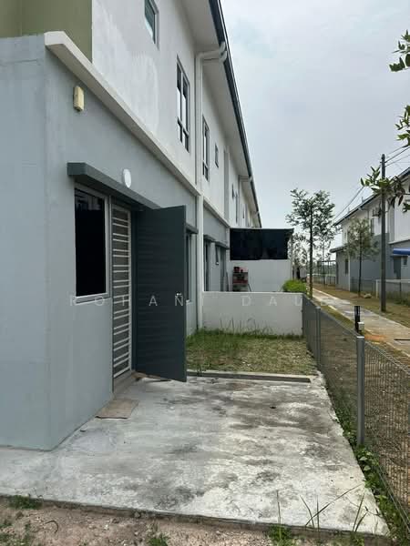 1-storey Terraced House for Rent in Dengkil (Selangor) - Rohani Daud - Exterior - PropertyGuru.com.my
