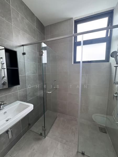 3-storey Terraced House for Rent in Taman Puchong Legenda (Puchong) - Chris Tan - Bathroom - PropertyGuru.com.my