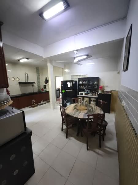 Bungalow for Sale in Port Dickson (Negeri Sembilan) - Raj Kumar - Kitchen - PropertyGuru.com.my