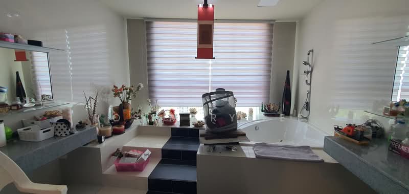 Condominium for Sale at Kiaramas Ayuria - Rosemary Lee - Bathroom - PropertyGuru.com.my