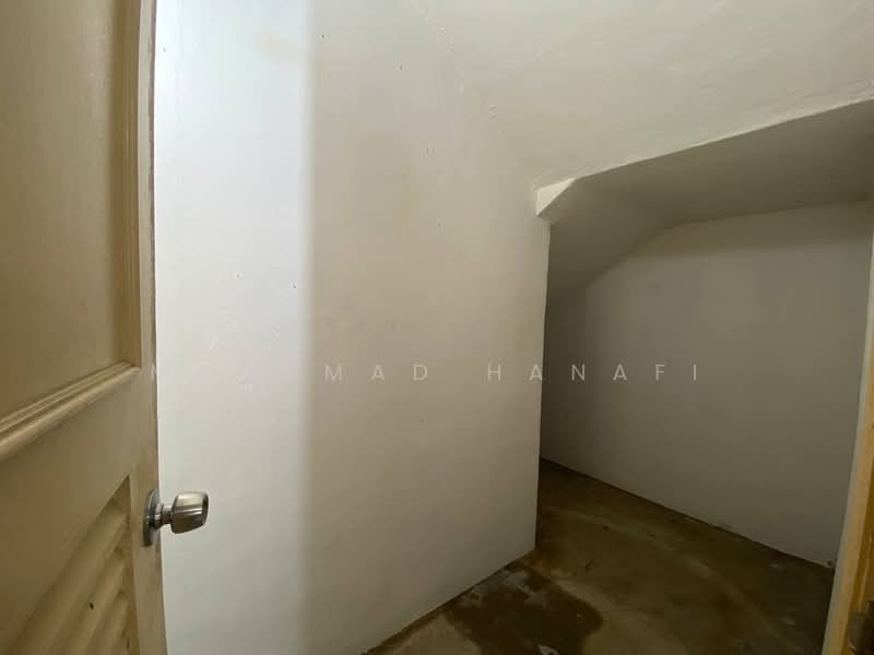 2-storey Terraced House for Sale in Seksyen 8 (Shah Alam) - Mohamad Hanafi - Interior - PropertyGuru.com.my