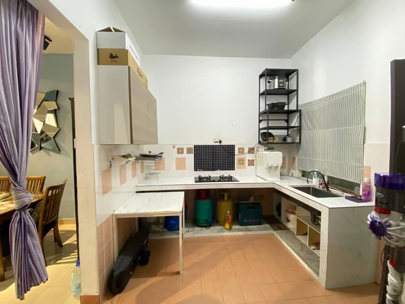 2-storey Terraced House for Sale in Bandar Baru Bangi (Selangor) - Mahirah . - Kitchen - PropertyGuru.com.my