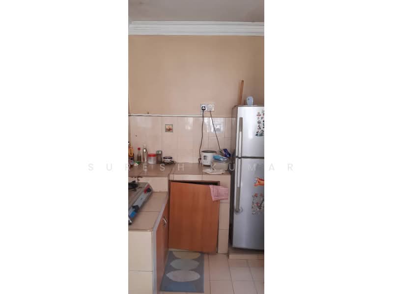 Flat for Sale at Taman Puchong Indah - Suresh Kumar - Kitchen - PropertyGuru.com.my