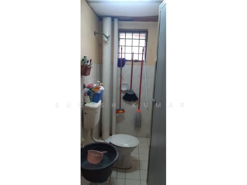 Flat for Sale at Taman Puchong Indah - Suresh Kumar - Bathroom - PropertyGuru.com.my