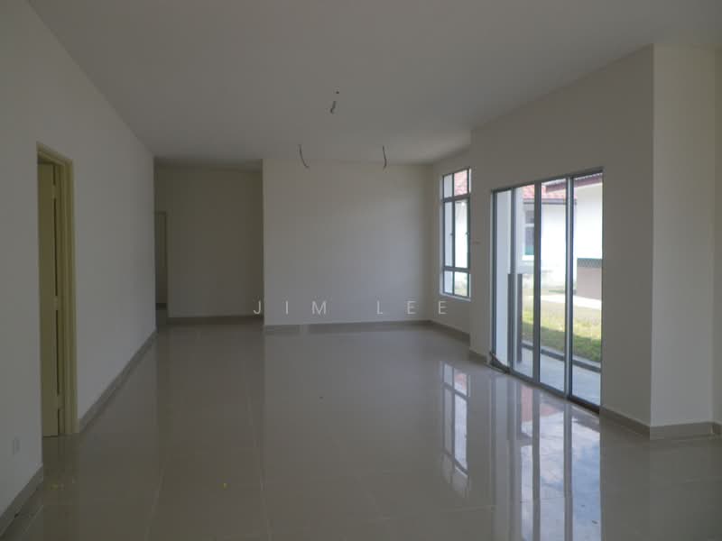 Rumah Banglo untuk Dijual di Bandar Tasik Senangin (Lenggeng) - Jim Lee - Living Room - PropertyGuru.com.my