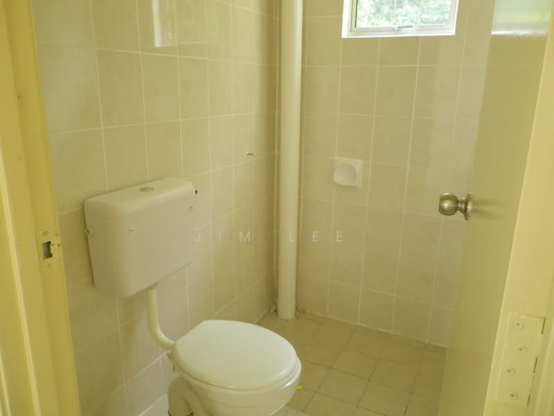 Rumah Banglo untuk Dijual di Bandar Tasik Senangin (Lenggeng) - Jim Lee - Bathroom - PropertyGuru.com.my