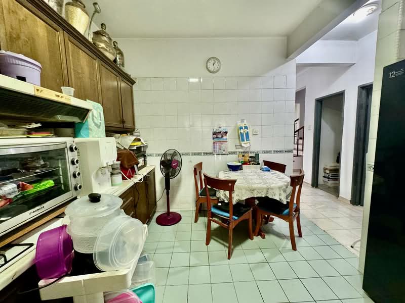2-storey Terraced House for Sale in Bandar Sri Damansara (Selangor) - Ali Idris - Kitchen - PropertyGuru.com.my
