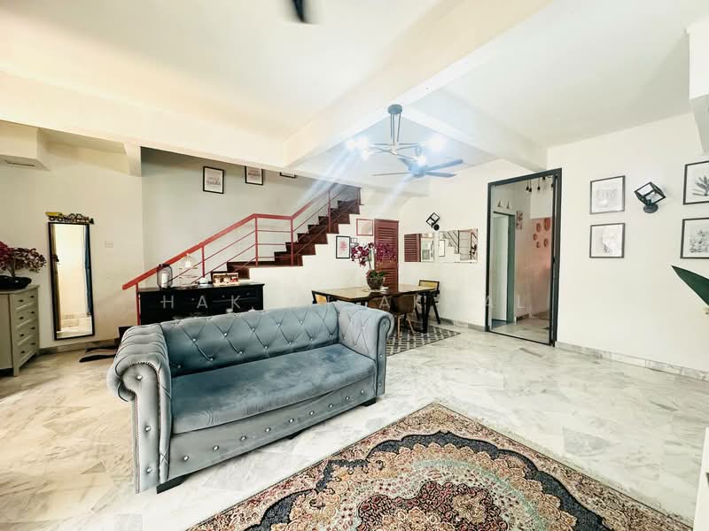 Taman Sri Kenari untuk Untuk Dijual - RM 500,000, Mac 2026 - Living Room - PropertyGuru.com.my