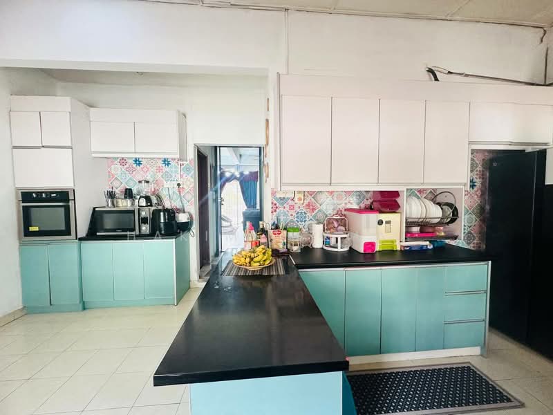 Taman Sri Kenari untuk Untuk Dijual - RM 500,000, Mac 2026 - Kitchen - PropertyGuru.com.my