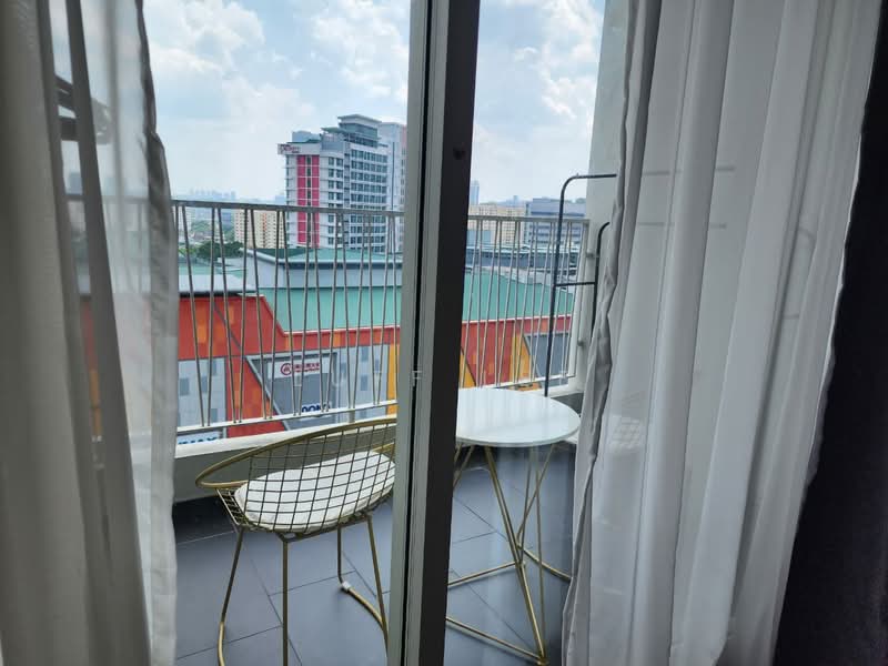 UNA Serviced Apartment untuk Untuk Disewa - RM 3,800 /bulan, Mac 2026 - Balcony - PropertyGuru.com.my