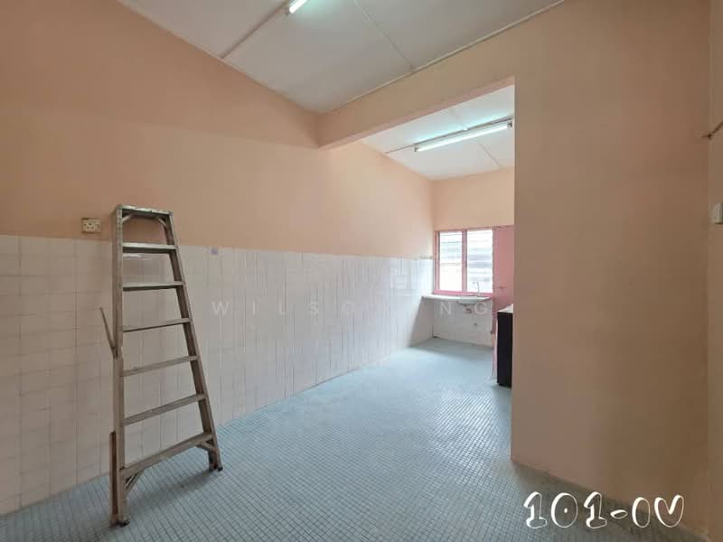1-storey Terraced House for Sale in Taman Sentosa (Klang) - Wilson Ng - Kitchen - PropertyGuru.com.my