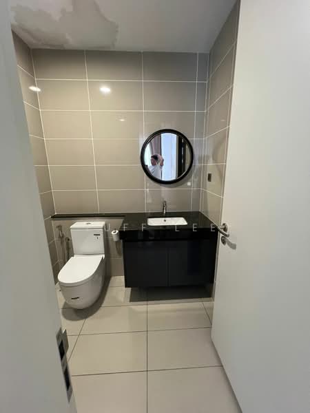 Service Residence for Rent at The Park 2 - Luff Lee - Bathroom - PropertyGuru.com.my