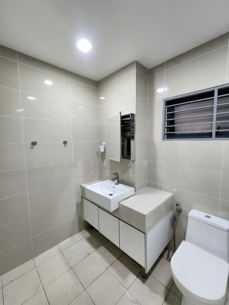 Mirage By The Lake untuk Untuk Disewa - RM 2,000 /bulan, Mac 2026 - Bathroom - PropertyGuru.com.my