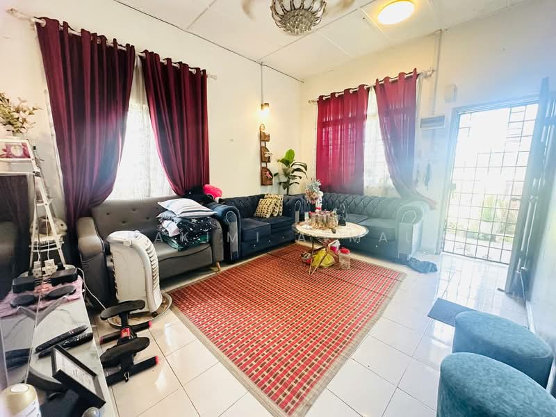 Semi-Detached House for Sale in Dengkil (Selangor) - Hakimi Akmal - Living Room - PropertyGuru.com.my