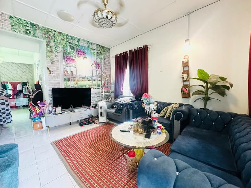 Semi-Detached House for Sale in Dengkil (Selangor) - Hakimi Akmal - Living Room - PropertyGuru.com.my