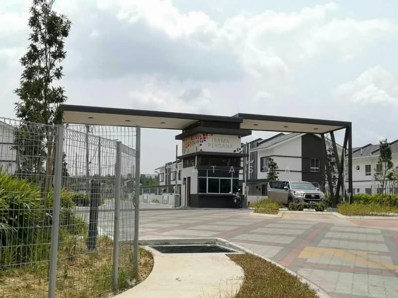 Terraced House for Sale in Kuala Selangor (Selangor) - Fifi Natasya - Exterior - PropertyGuru.com.my