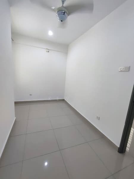 Condominium for Rent at Suasana Lumayan - Kew . - PropertyGuru.com.my