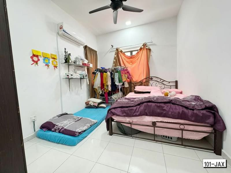 2-storey Terraced House for Sale in Shah Alam (Selangor) - Wilson Ng - Bedroom - PropertyGuru.com.my